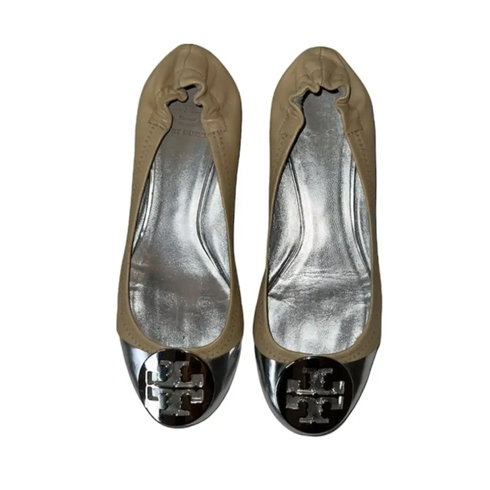 Tory Burch Beige and Silver Serena Mirror Leather Ballet Flats Size 6